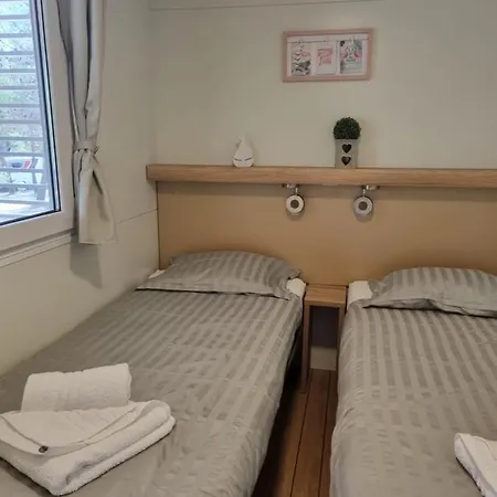 Premium Mobile Zen Spot 279 5*